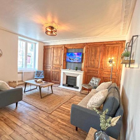 Gite Cosy Avec Jacuzzi Classe 3 Etoiles Poncin Exterior foto